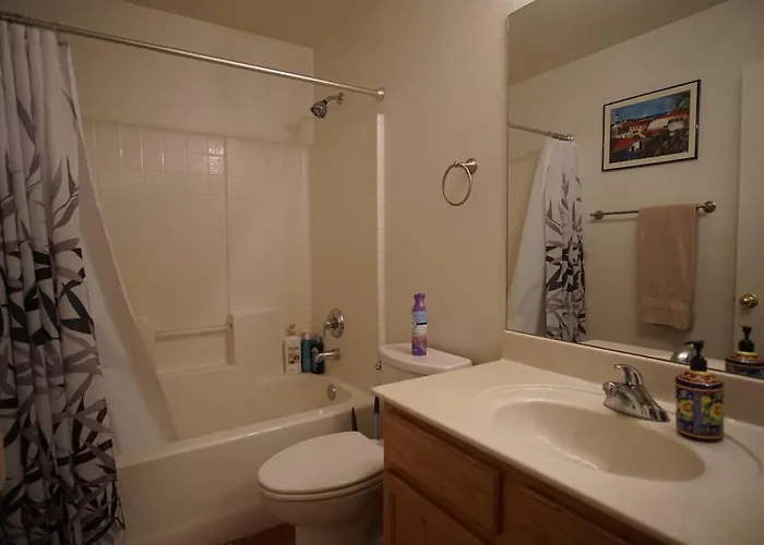 Sonoran Sanctuary W/ Garage, Wfh Setup By I-10 & Downtown Holiday home *