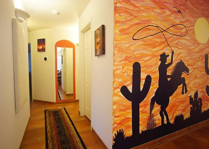 Sonoran Sanctuary W/ Garage, Wfh Setup By I-10 & Downtown *