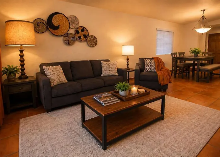 Sonoran Sanctuary W/ Garage, Wfh Setup By I-10 & Downtown Tucson